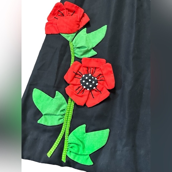 RARE CATHERINE CARR 70s VINTAGE Black Fit & Flare Red Flower Dress size 6 - Picture 4 of 9